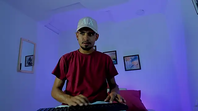 Snapshot of neyder_sanz chatting on February 8, 3:21 am neyder sanz online show from February 8, 3:21 am