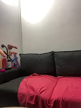 Snapshot of daphne_grande chatting on March 27, 12:05 am daphne grande online show from March 27, 12:05 am