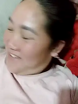 Snapshot of bongtuyet11 chatting on February 25, 5:06 am bongtuyet11 online show from February 25, 5:06 am