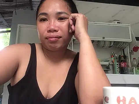 Snapshot of lady_candy85 chatting on April 22, 10:55 pm lady candy85 online show from April 22, 10:55 pm