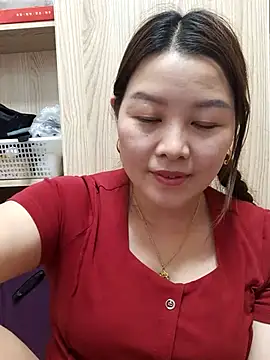 Jennie dogy online show from April 26, 2:48 pm