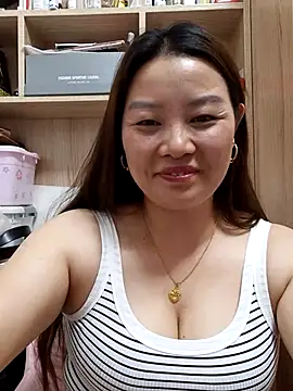 Snapshot of Jennie_dogy chatting on July 3, 12:44 pm Jennie dogy online show from July 3, 12:44 pm