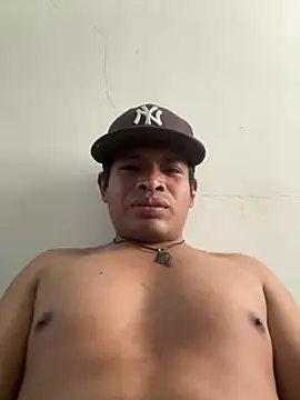 Snapshot of Ttony502 chatting on March 15, 8:15 pm Ttony502 online show from March 15, 8:15 pm