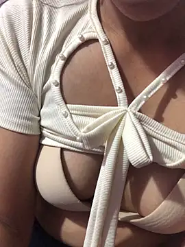 Snapshot of Cheng_baby chatting on March 5, 12:06 am Cheng baby online show from March 5, 12:06 am