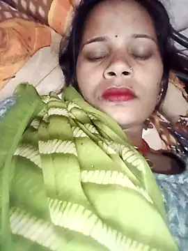 Snapshot of Hot_ree64 chatting on March 3, 3:51 pm Hot ree64 online show from March 3, 3:51 pm