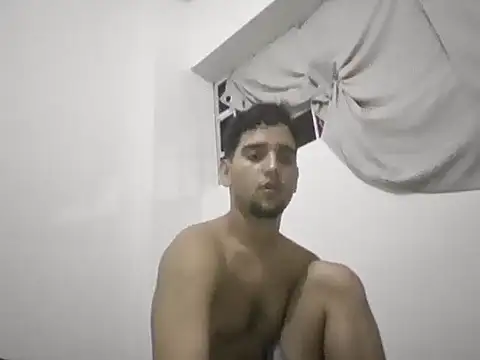 Snapshot of samurai10053 chatting on February 4, 7:36 am samurai10053 online show from February 4, 7:36 am