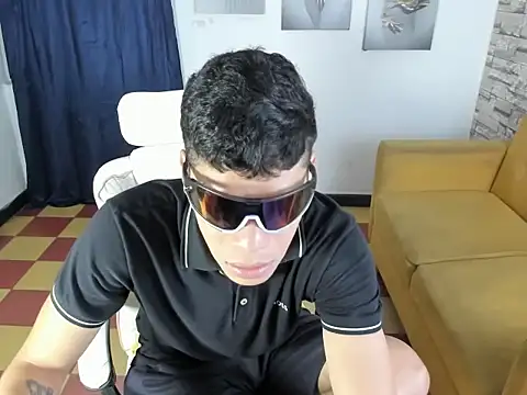 Andres sant  online show from March 10, 4:17 am