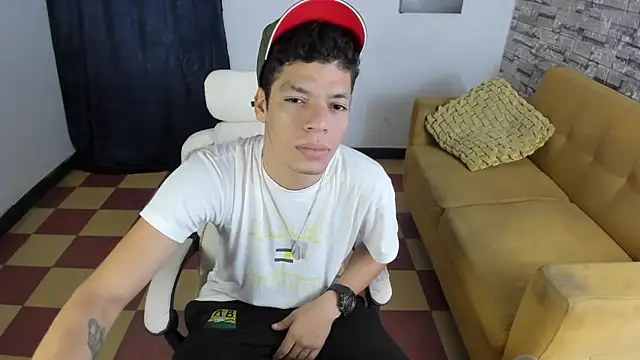 Andres sant  online show from March 29, 3:39 am