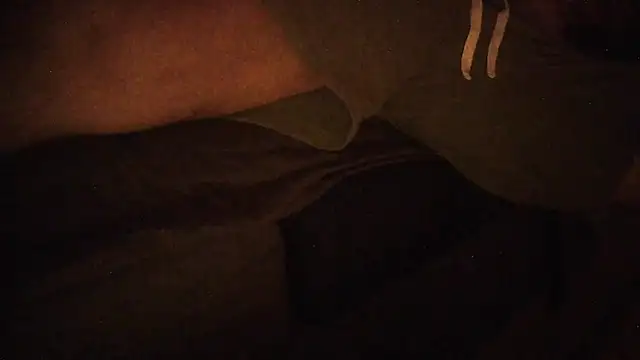 Snapshot of Tommyzzzzzz chatting on November 25, 4:18 pm Tommyzzzzzz online show from November 25, 4:18 pm