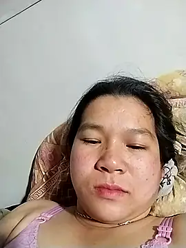 Snapshot of Erika--006 chatting on February 7, 2:21 pm Erika--006 online show from February 7, 2:21 pm