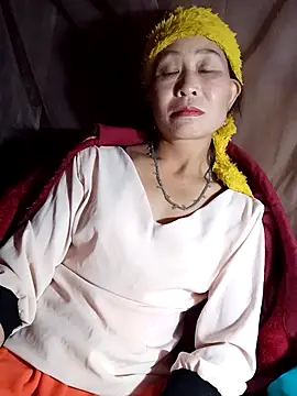 witch-xx online show from April 4, 1:19 pm