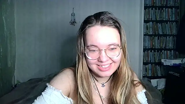 Helen foxygirl online show from February 9, 12:25 am