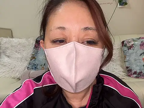 Snapshot of Nokaze-LOVE chatting on February 5, 7:02 am Nokaze-LOVE online show from February 5, 7:02 am