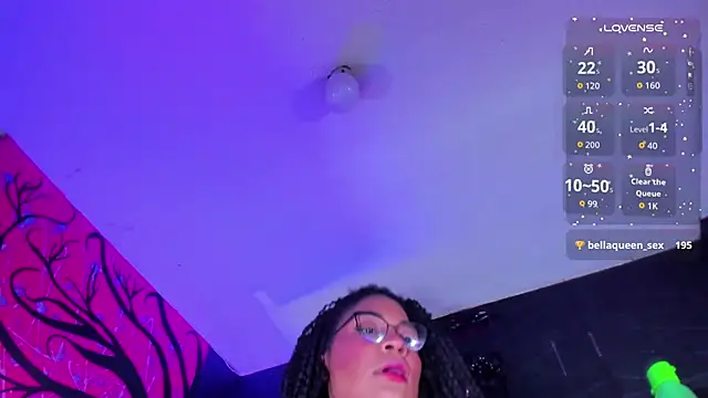 hottie cristall online show from May 12, 11:40 am