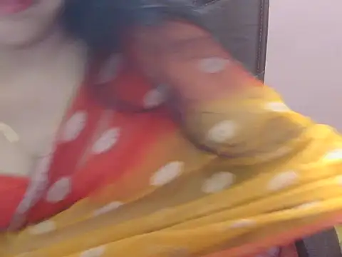 Cute Sheetal online show from March 28, 12:38 pm