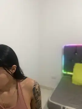 Snapshot of MEDUSA_EF chatting on March 3, 12:33 pm MEDUSA EF online show from March 3, 12:33 pm