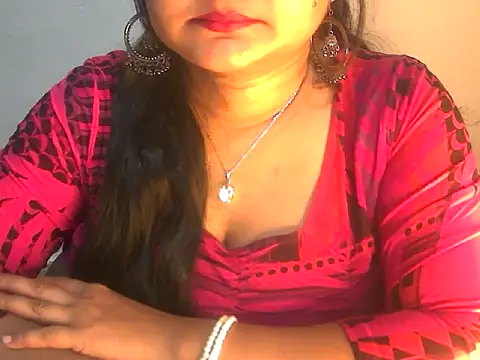 Snapshot of Saniya_K2 chatting on February 5, 3:27 pm Saniya K2 online show from February 5, 3:27 pm