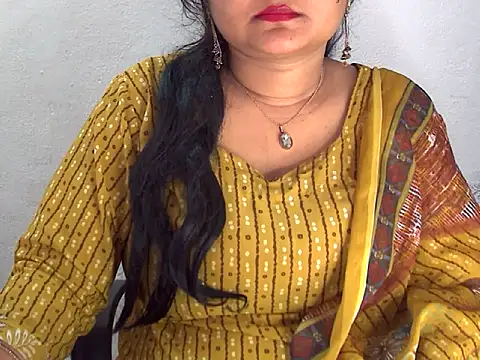 Snapshot of Saniya_K2 chatting on April 26, 6:44 am Saniya K2 online show from April 26, 6:44 am