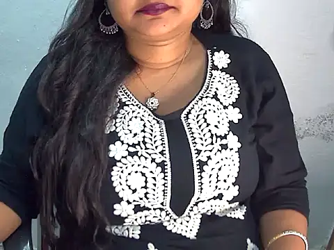 Snapshot of Saniya_K2 chatting on April 30, 4:24 pm Saniya K2 online show from April 30, 4:24 pm