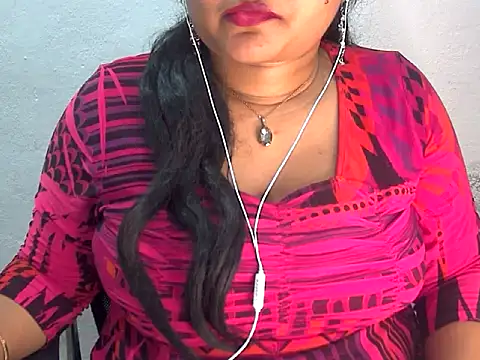 Snapshot of Saniya_K2 chatting on June 16, 5:04 pm Saniya K2 online show from June 16, 5:04 pm