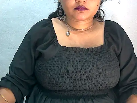Snapshot of Saniya_K2 chatting on June 17, 3:24 pm Saniya K2 online show from June 17, 3:24 pm