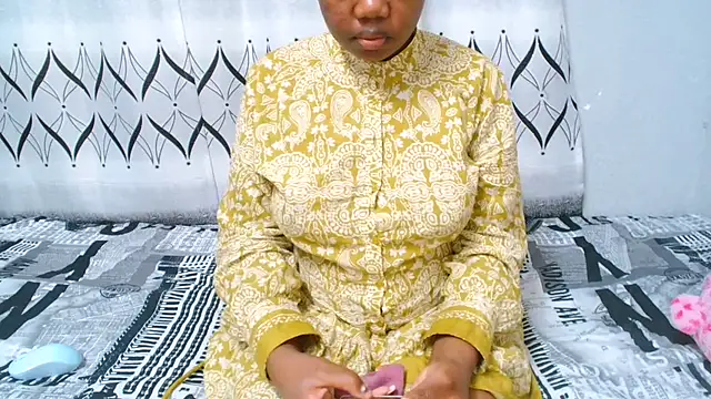 Snapshot of AlliBabe chatting on June 4, 6:25 pm AlliBabe online show from June 4, 6:25 pm