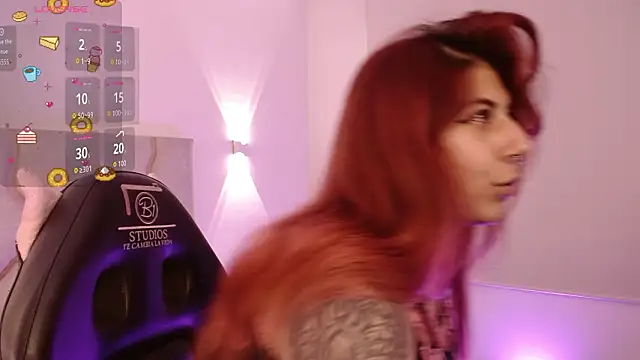 Snapshot of Sashaa_tay chatting on February 20, 7:25 pm Sashaa tay online show from February 20, 7:25 pm