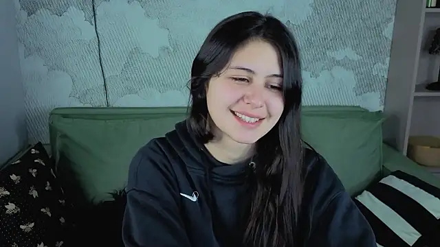 Maeren online show from March 4, 2:23 pm