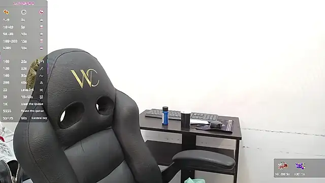 Snapshot of yaazhinii chatting on February 23, 12:02 pm yaazhinii online show from February 23, 12:02 pm