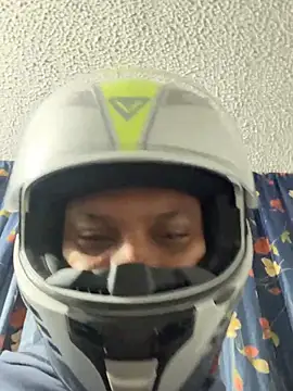 Snapshot of LaimCarterss chatting on March 3, 11:05 am LaimCarterss online show from March 3, 11:05 am