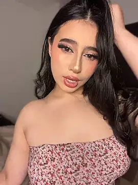 Sofiia Vegaa online show from April 18, 1:53 am