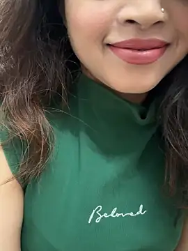 Snapshot of riya_sharma11 chatting on February 14, 12:13 pm riya sharma11 online show from February 14, 12:13 pm