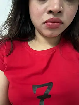 Snapshot of riya_sharma11 chatting on February 16, 1:29 pm riya sharma11 online show from February 16, 1:29 pm