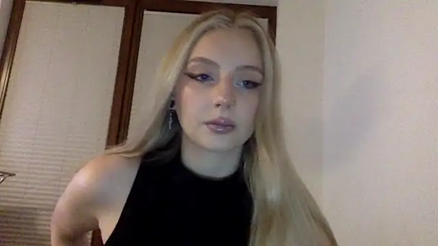 MayaWetDream online show from March 22, 5:16 pm