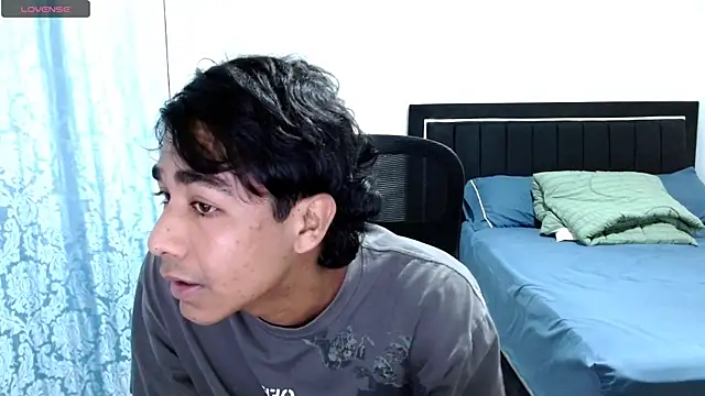 Pedestal diamant online show from March 25, 12:16 am