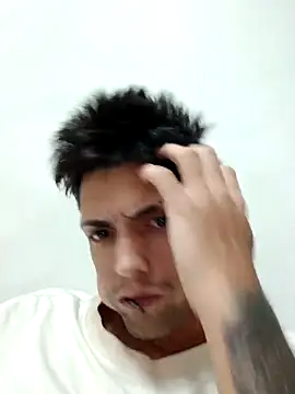 Snapshot of CubanoxxxSex chatting on February 5, 8:57 pm CubanoxxxSex online show from February 5, 8:57 pm