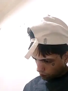 Snapshot of CubanoxxxSex chatting on February 20, 8:31 pm CubanoxxxSex online show from February 20, 8:31 pm