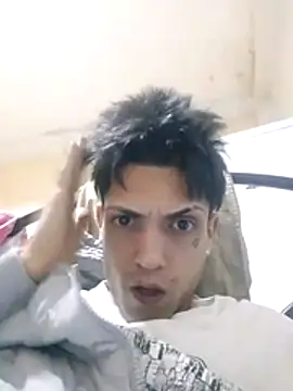 Snapshot of CubanoxxxSex chatting on February 24, 4:10 am CubanoxxxSex online show from February 24, 4:10 am