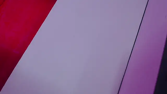 Snapshot of astrid_blaze_27 chatting on February 12, 7:42 pm astrid blaze 27 online show from February 12, 7:42 pm