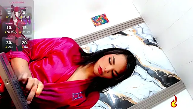 Zonce shimer online show from April 11, 7:29 pm