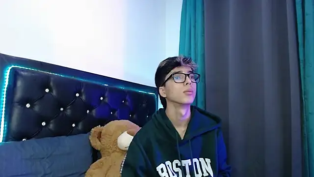 gabriel x18 online show from February 15, 8:02 am