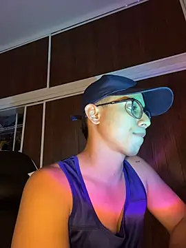 Snapshot of Gael_Velaryx chatting on March 29, 10:21 pm Gael Velaryx online show from March 29, 10:21 pm