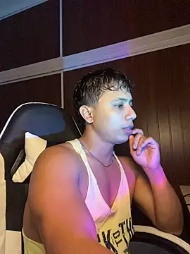 Snapshot of Gael_Velaryx chatting on July 9, 10:25 pm Gael Velaryx online show from July 9, 10:25 pm