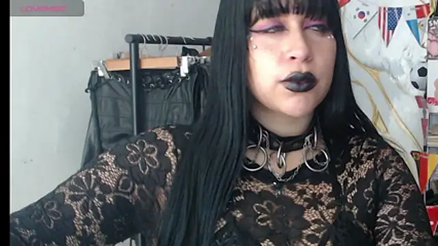Snapshot of valen_ros chatting on June 22, 7:27 am valen ros online show from June 22, 7:27 am