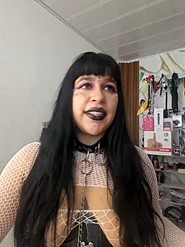Snapshot of valen_ros chatting on June 26, 1:59 pm valen ros online show from June 26, 1:59 pm