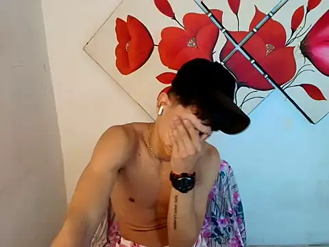 Jesshot bigcock20cm online show from August 3, 3:05 am