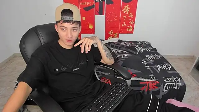 Wesleey-Boy online show from April 10, 7:51 pm