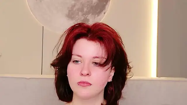 Snapshot of Milana_Bold chatting on May 19, 8:26 pm Milana Bold online show from May 19, 8:26 pm