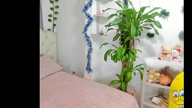 Snapshot of sweet_supreme chatting on February 10, 8:02 pm sweet supreme online show from February 10, 8:02 pm