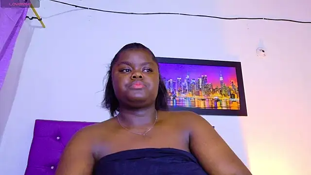 Snapshot of neighbor-ebony chatting on July 16, 3:01 am neighbor-ebony online show from July 16, 3:01 am